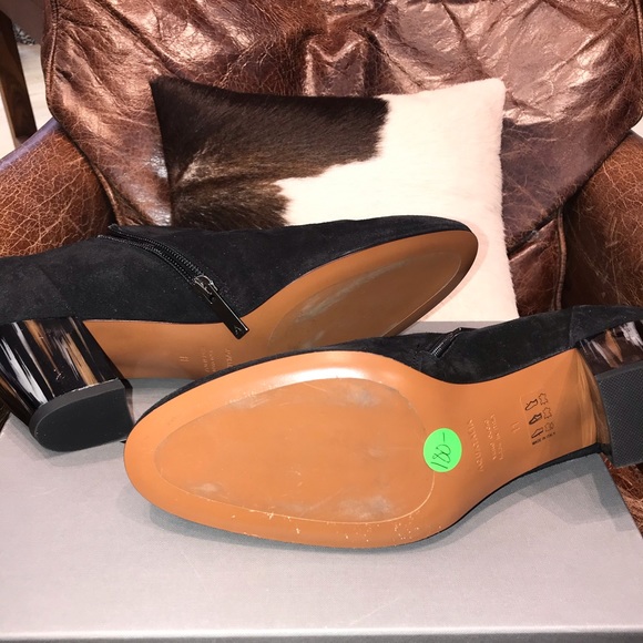 Aquatalia Suede and leather booties w/ funky heel - Picture 2 of 4